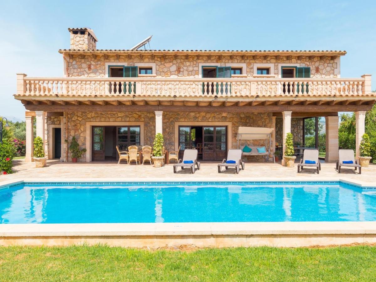 Villa Lagoon Sa Pobla Buitenkant foto