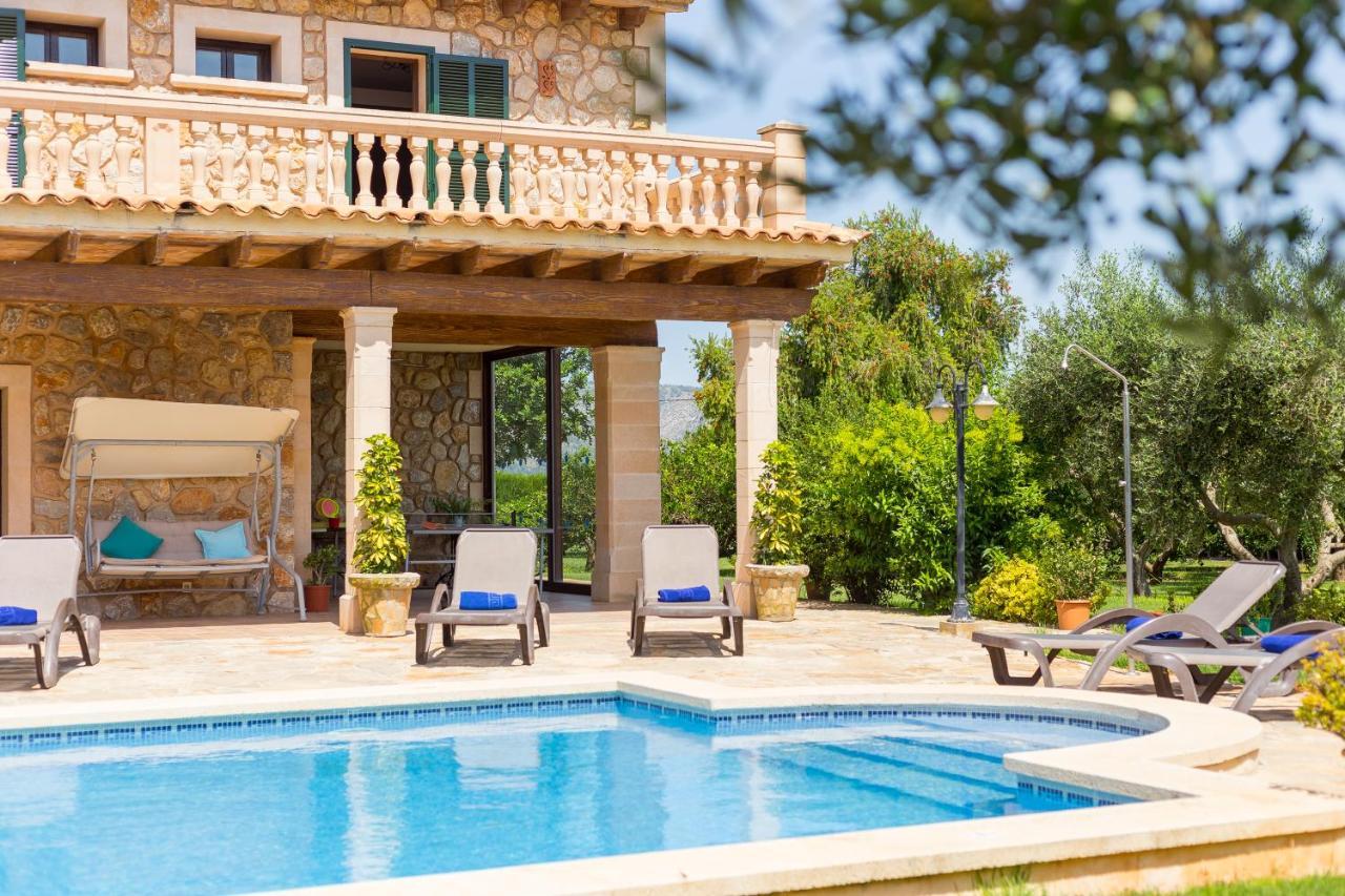 Villa Lagoon Sa Pobla Buitenkant foto