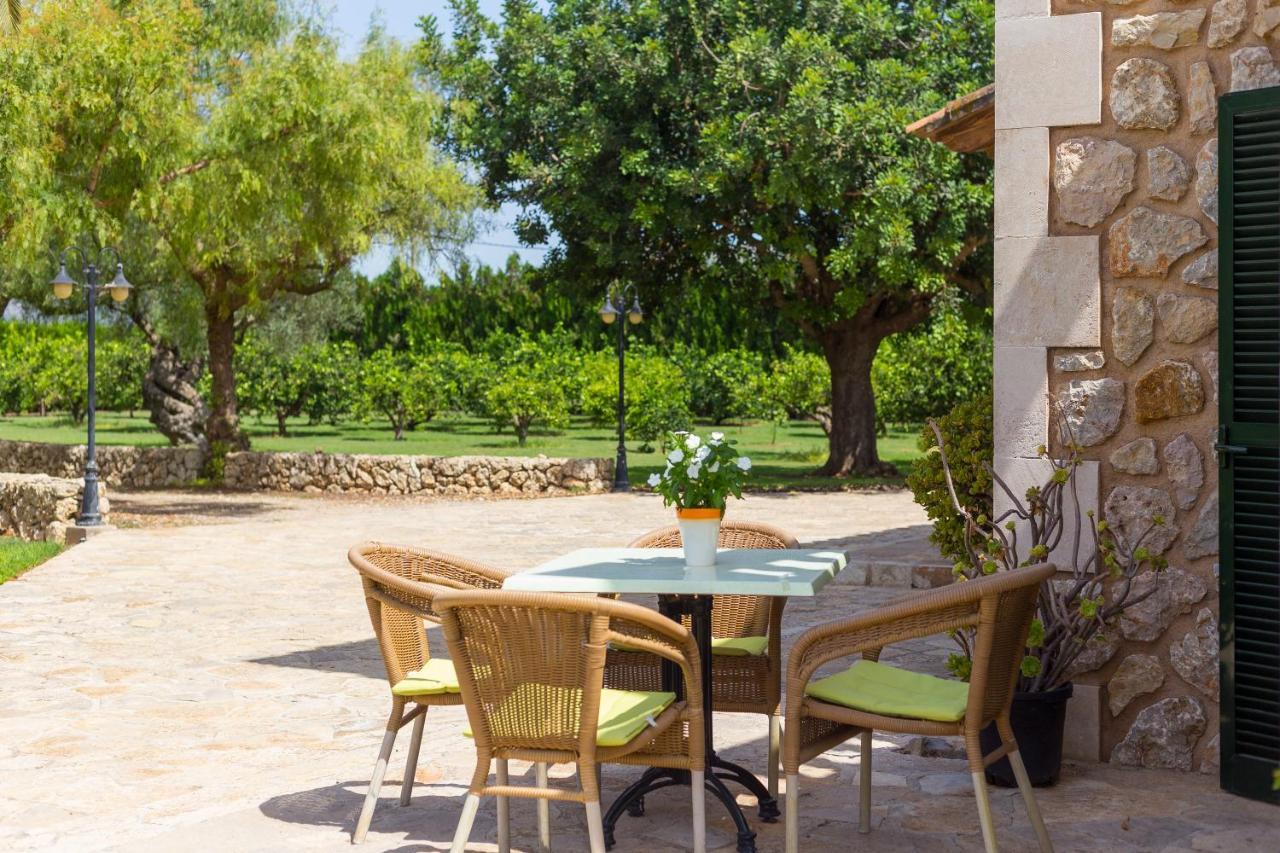 Villa Lagoon Sa Pobla Buitenkant foto