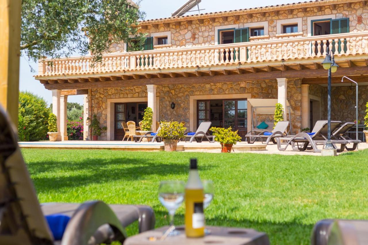 Villa Lagoon Sa Pobla Buitenkant foto