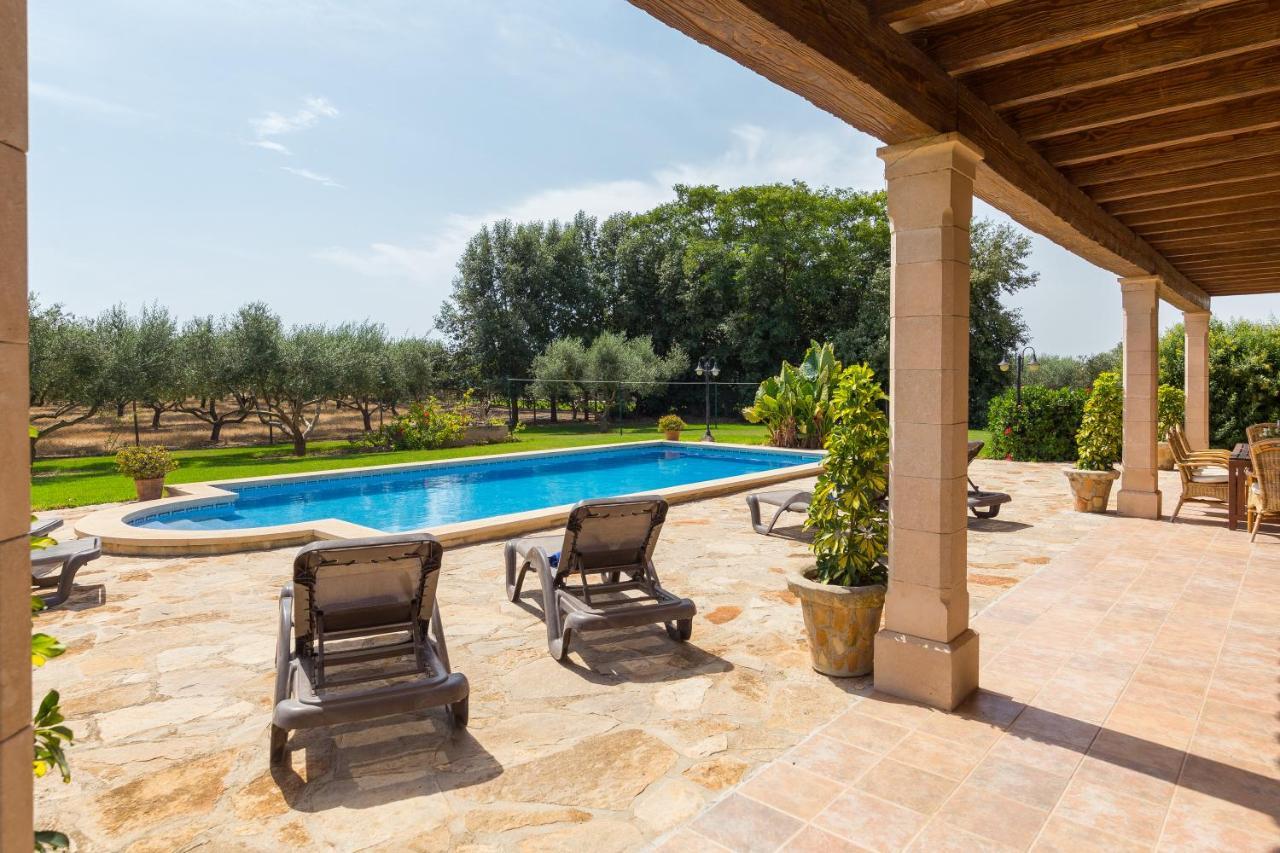 Villa Lagoon Sa Pobla Buitenkant foto