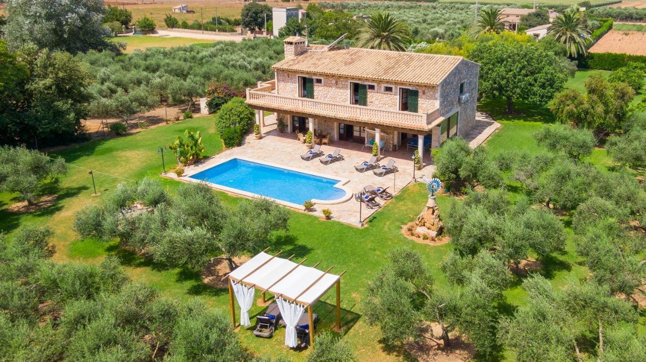 Villa Lagoon Sa Pobla Buitenkant foto